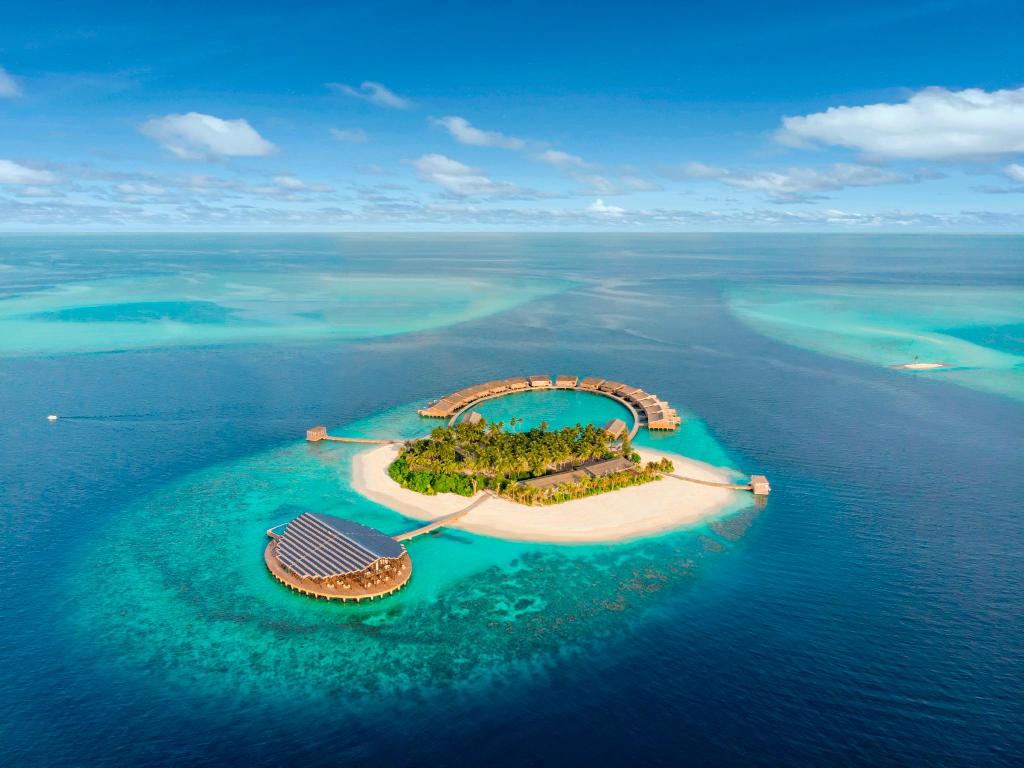 Best resorts for honeymoon in the Maldives