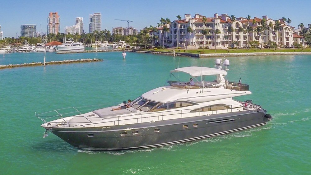 yacht charters in Miami